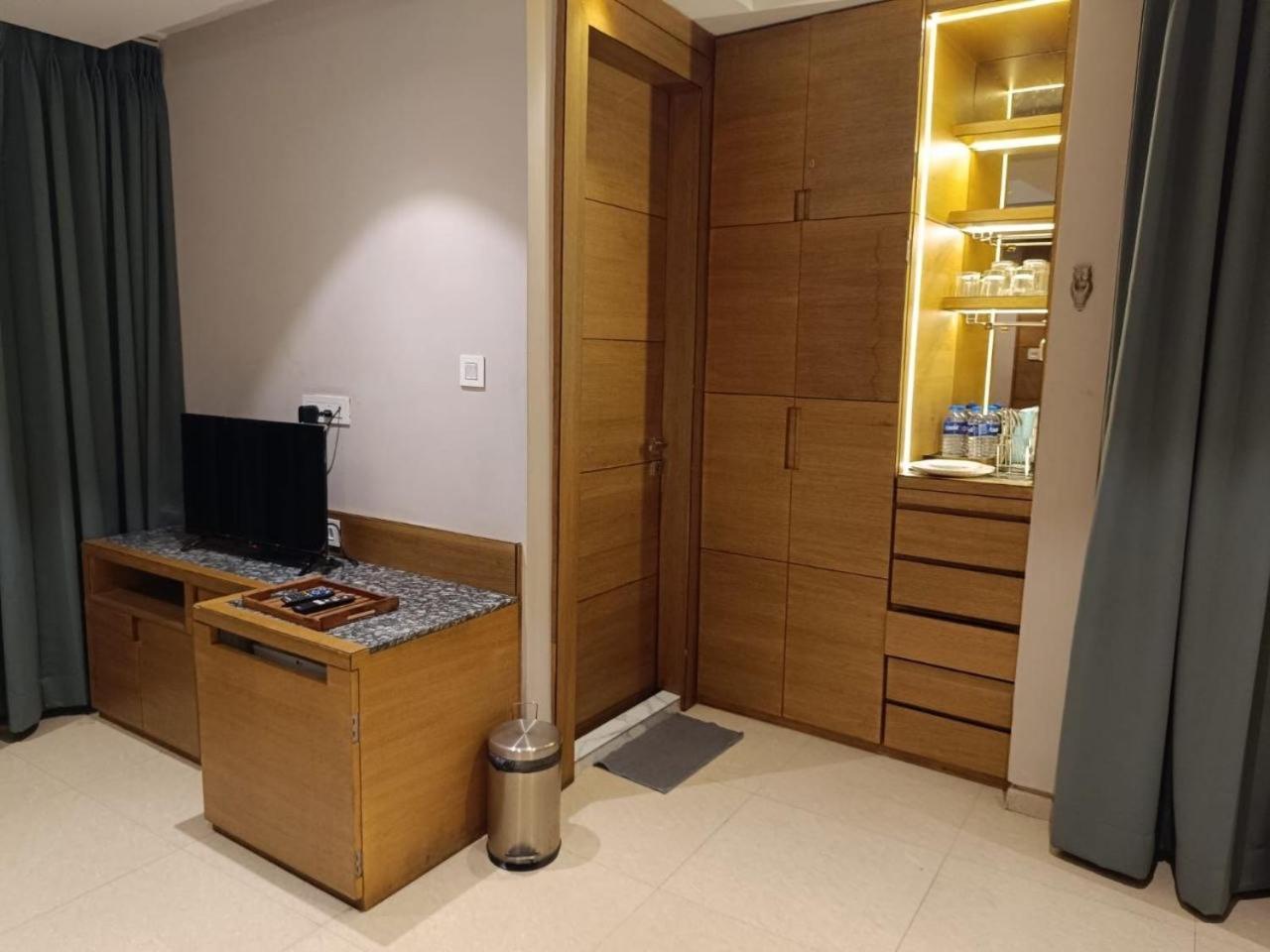 Hotel Mayfair Tower Καλκούτα Εξωτερικό φωτογραφία